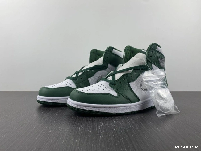 1st Kicks Air 1 High Green Gorge Jordan OG DZ5485-303 0810